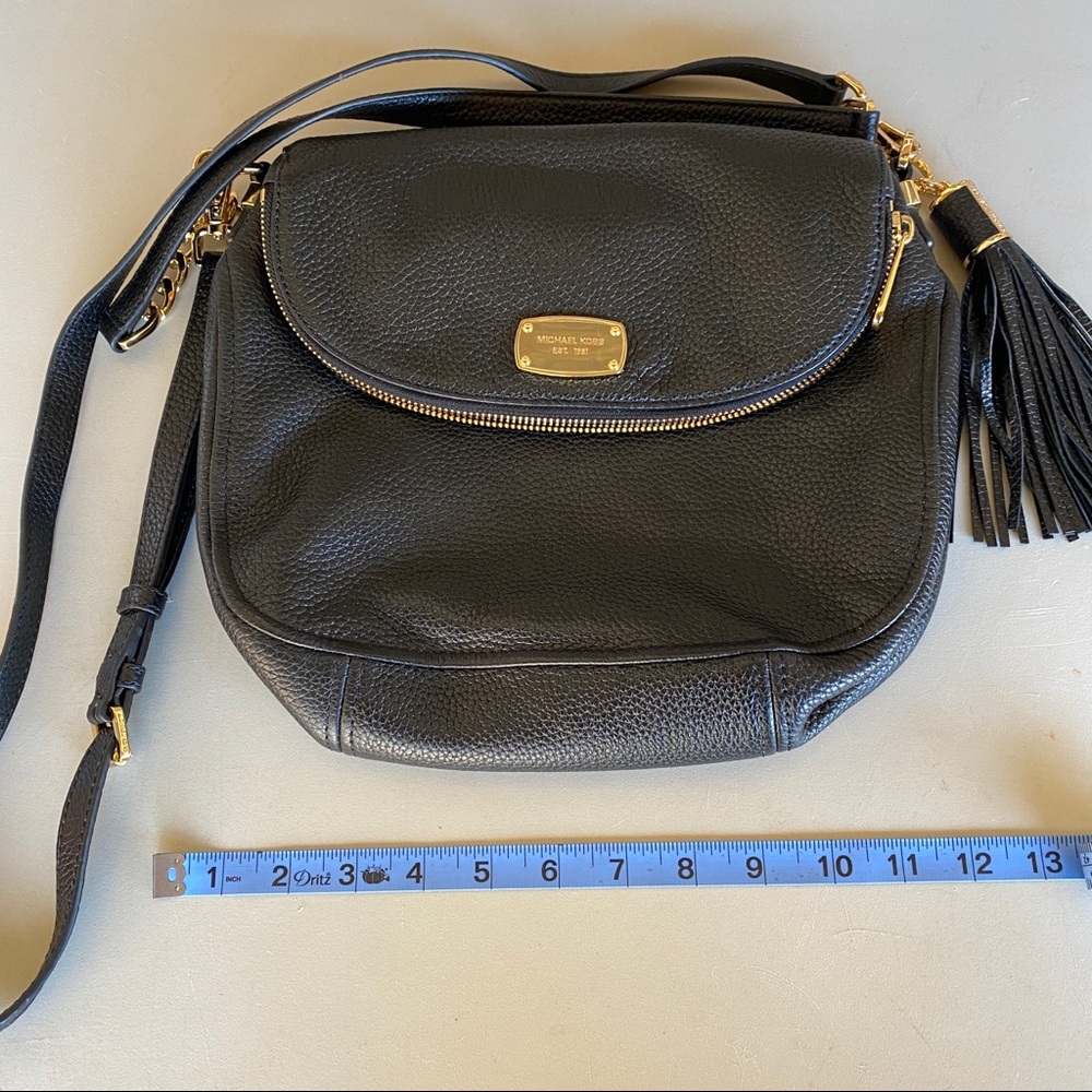 Beautiful Black Leather Michael Kors Purse - Picture 11 of 11